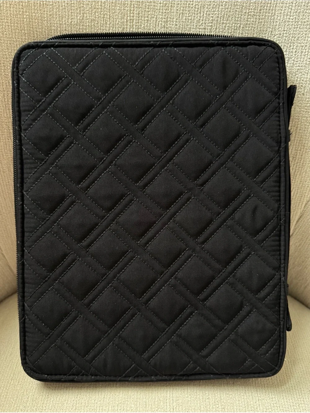 Vera Bradley Tablet Tamer Organizer Classic Black Quilted Zip Around NEW w/ Tags